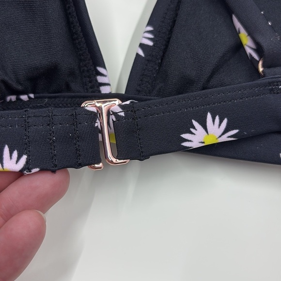 Hula Honey Large Daisy Dog Print Ruffle Triangle Bikini Top Black M NWT - Picture 5 of 8